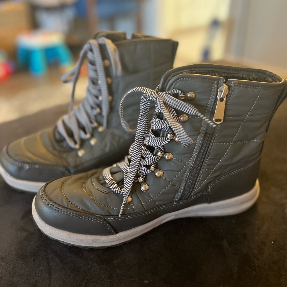 Weatherproof Women's Katie Water Resistant Shoe w/Side Zipper